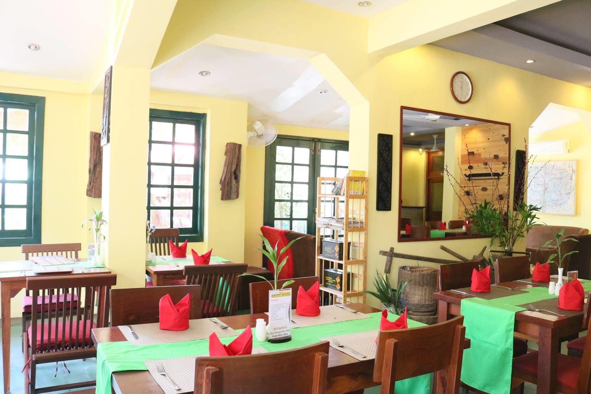 The Moon Villa Siem Reap Exterior photo